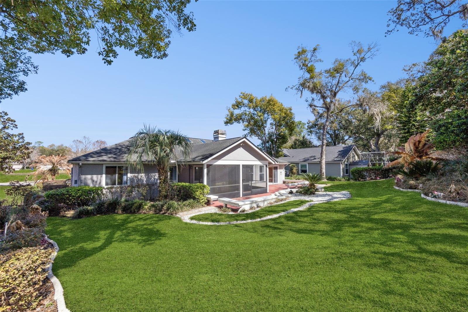 Image 40 of 43 For 108 Oak View Circle