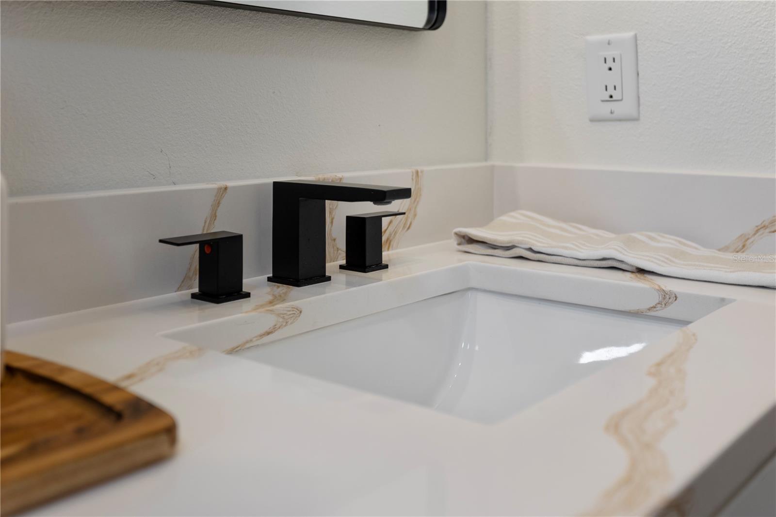 Image 31 of 49 For 1636 Sandpiper Trail