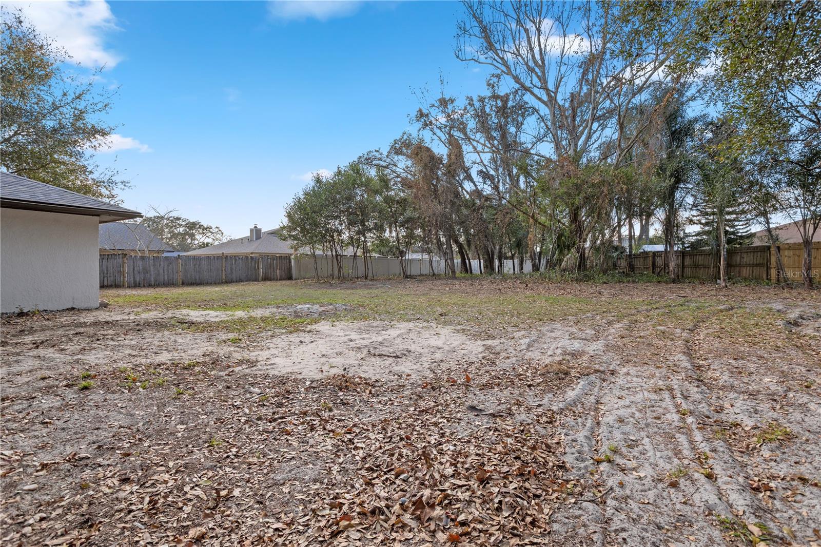 Image 40 of 49 For 1636 Sandpiper Trail