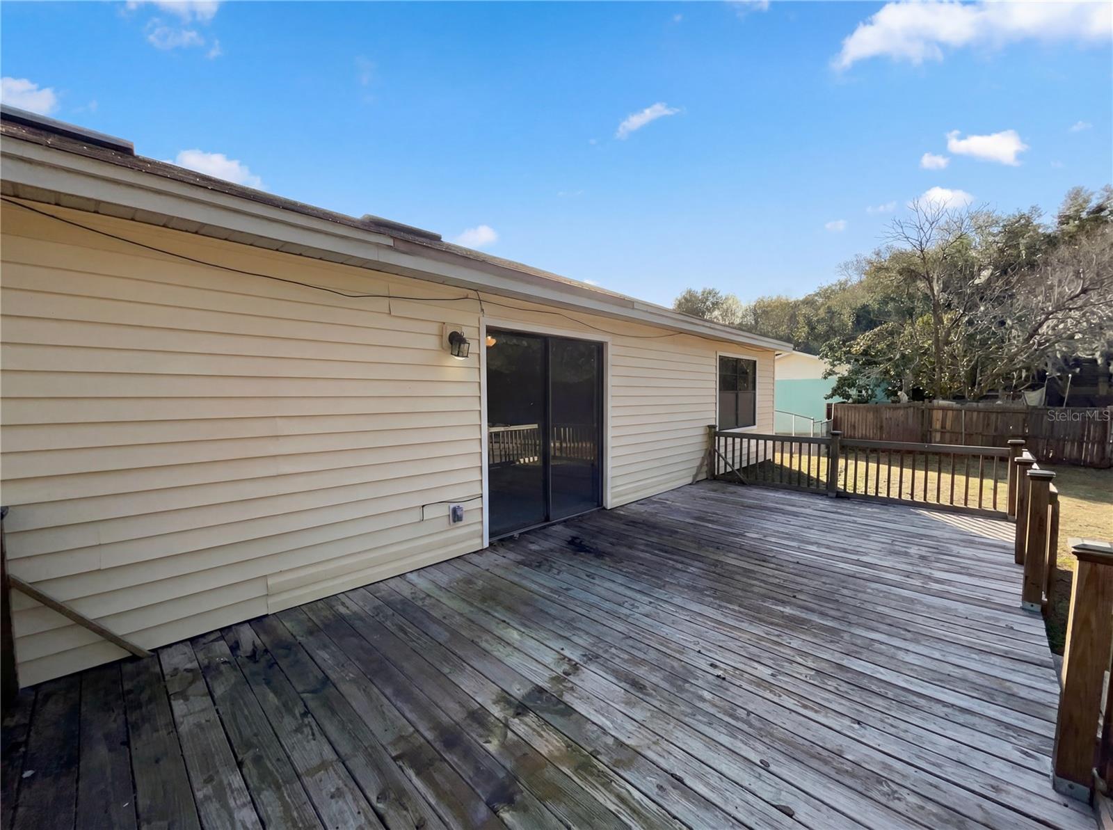 Image 19 of 21 For 2041 Spencer Street