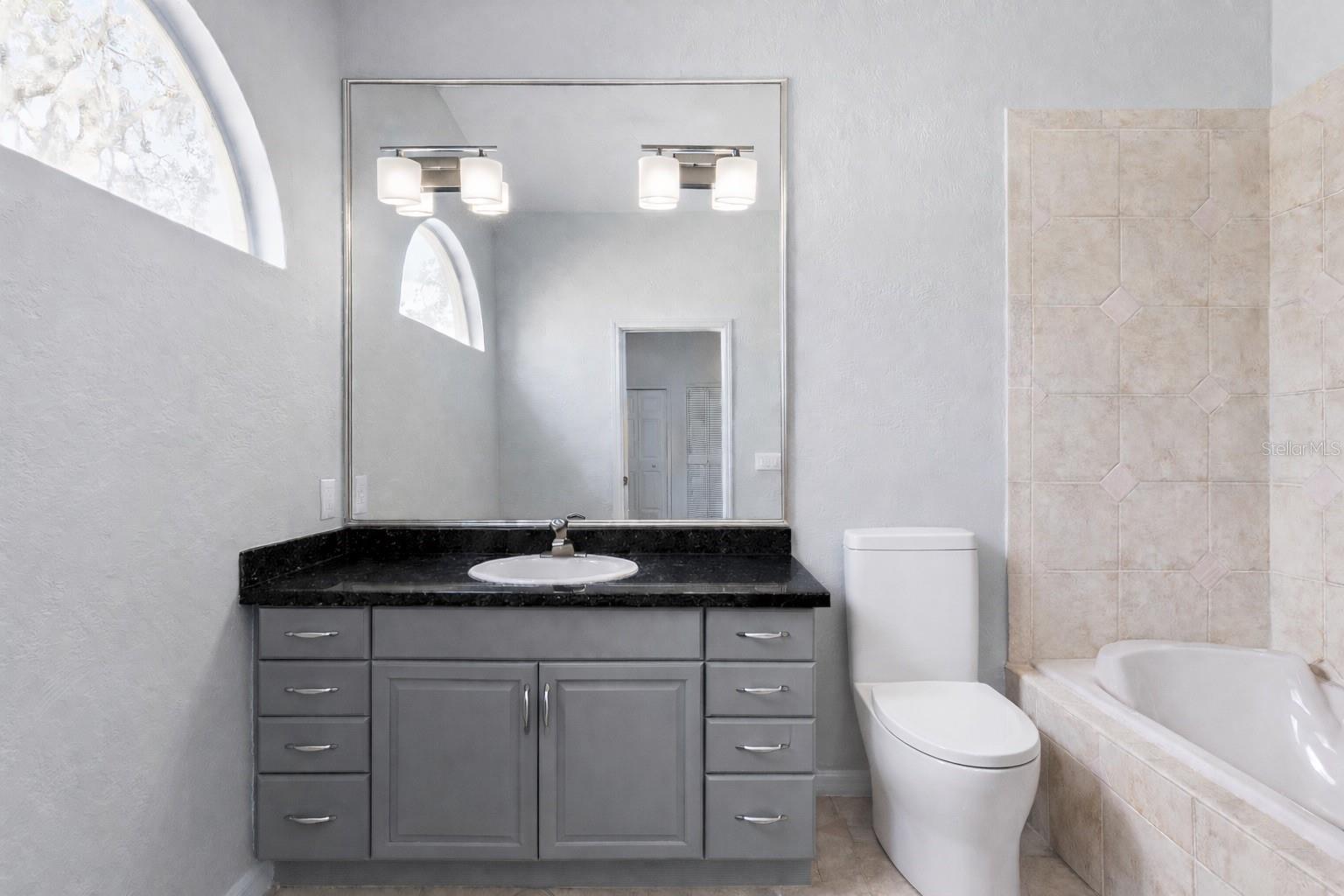 Image 15 of 79 For 33015 Sahara Court