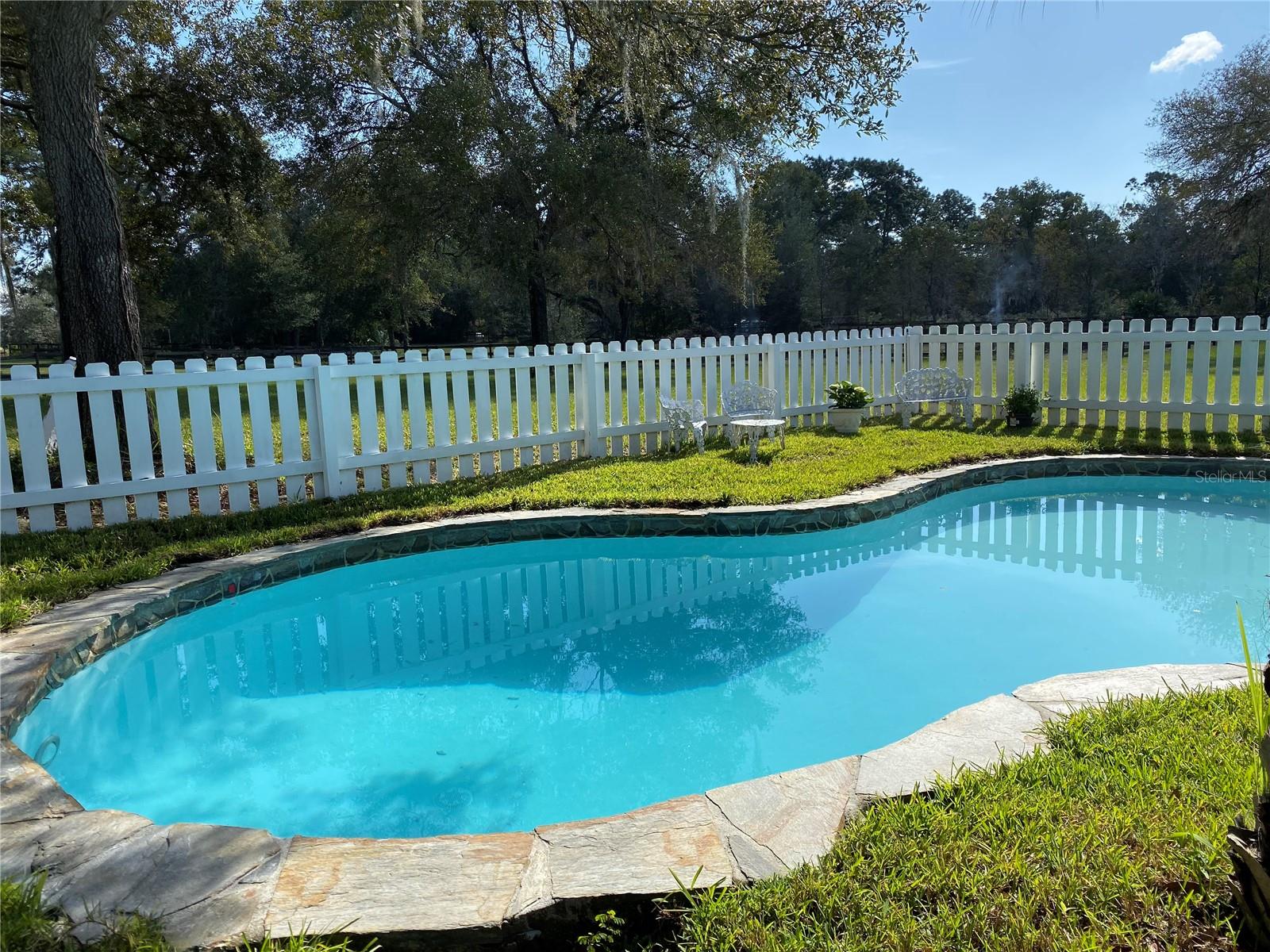 Image 24 of 79 For 33015 Sahara Court