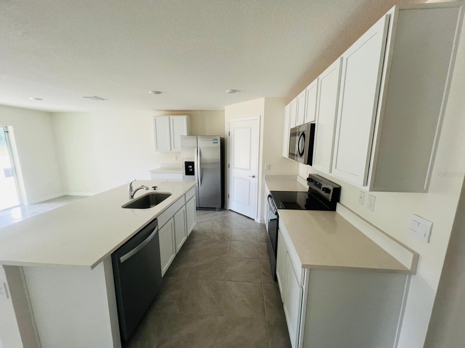 Image 7 of 15 For 7152 113th Lane