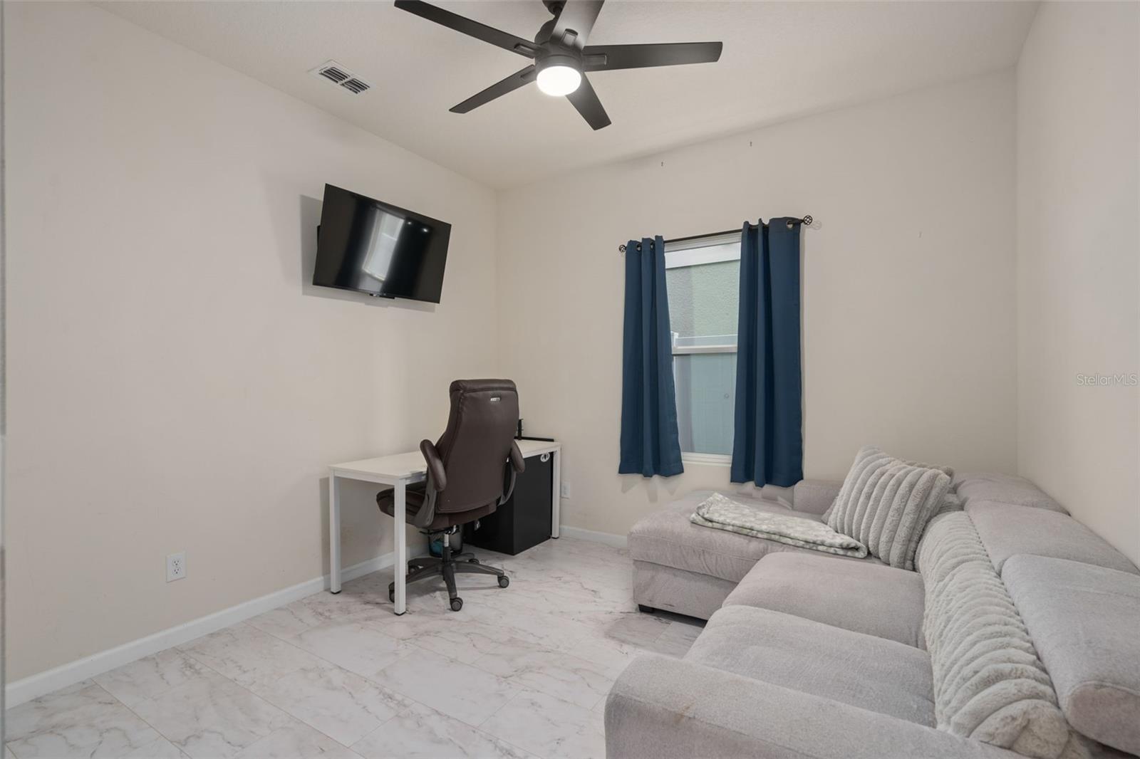 Image 10 of 40 For 2336 Litchfield Loop