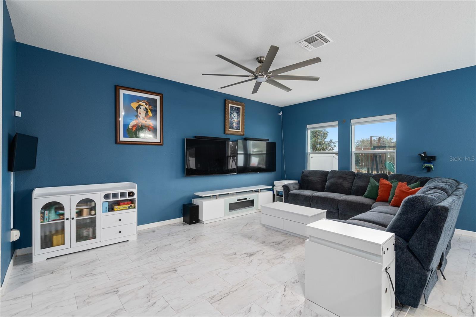 Image 27 of 40 For 2336 Litchfield Loop