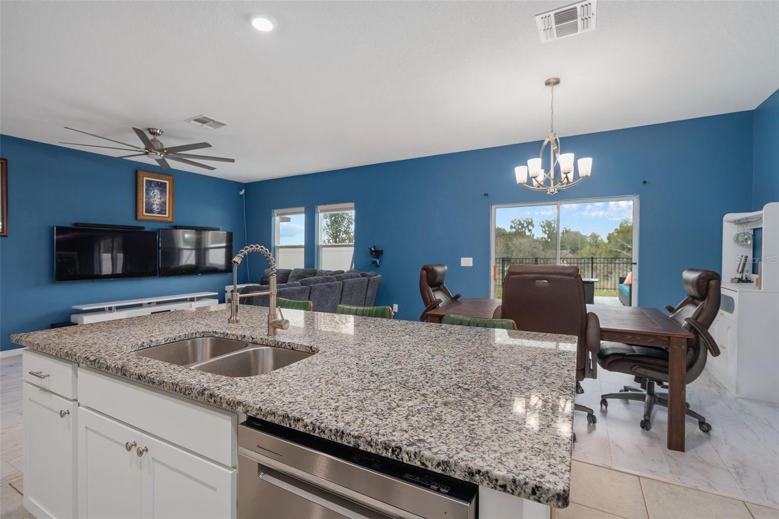 Image 29 of 40 For 2336 Litchfield Loop