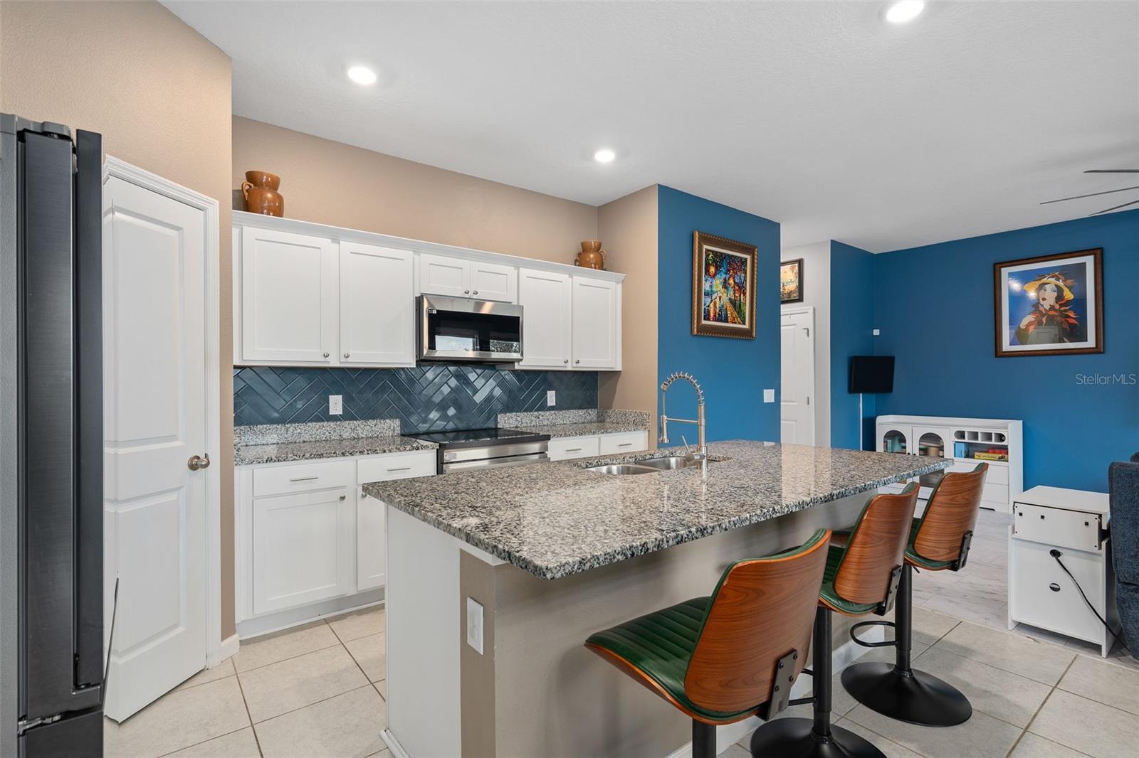 Image 30 of 40 For 2336 Litchfield Loop