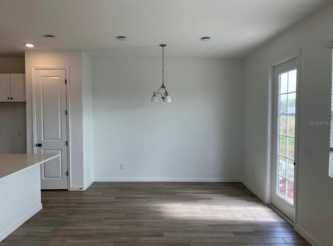 Image 7 of 17 For 815 Longboat Drive