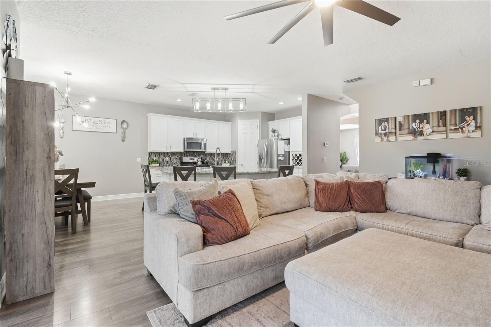 Image 10 of 59 For 119 Elissar Drive