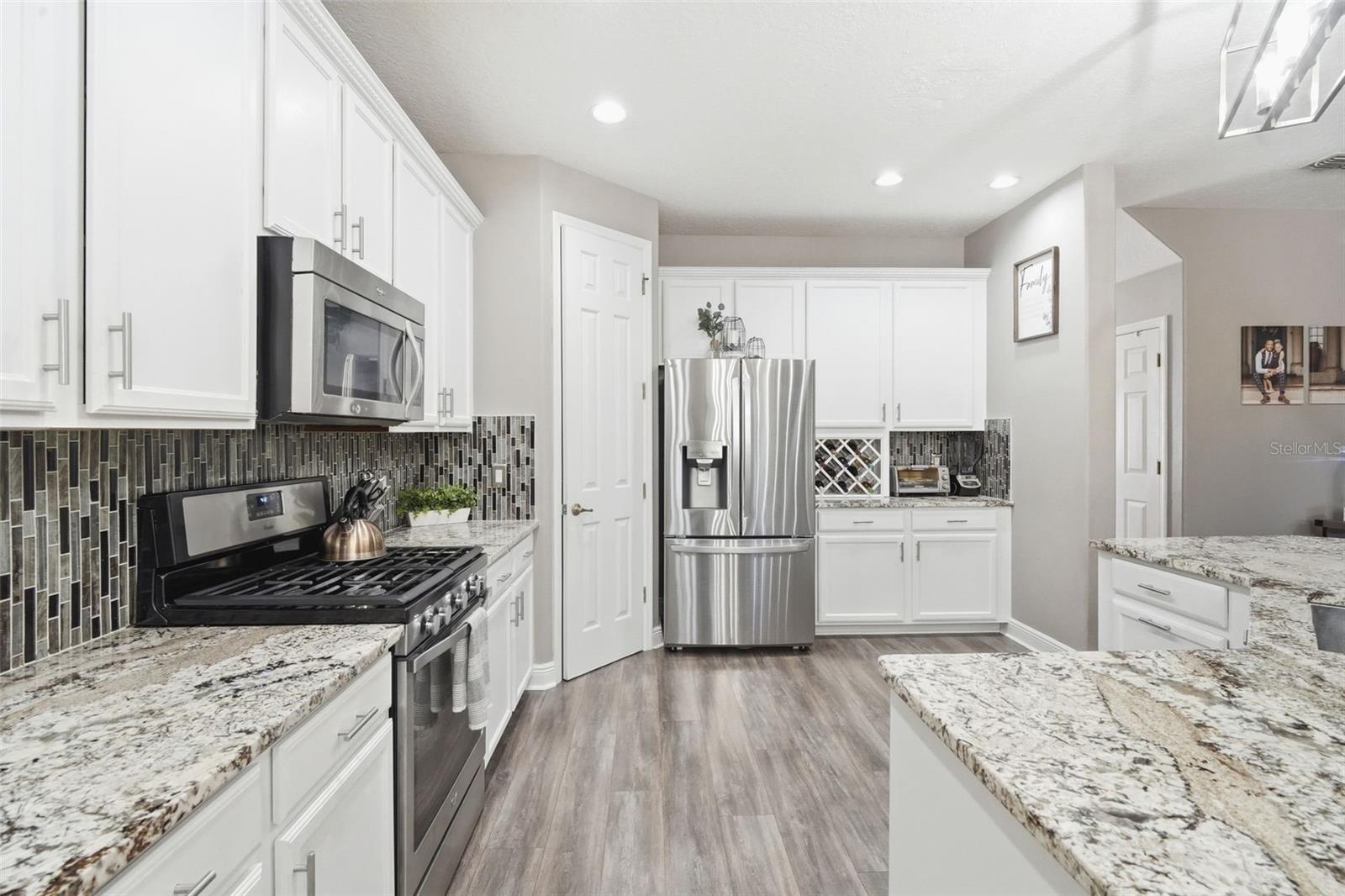 Image 4 of 59 For 119 Elissar Drive