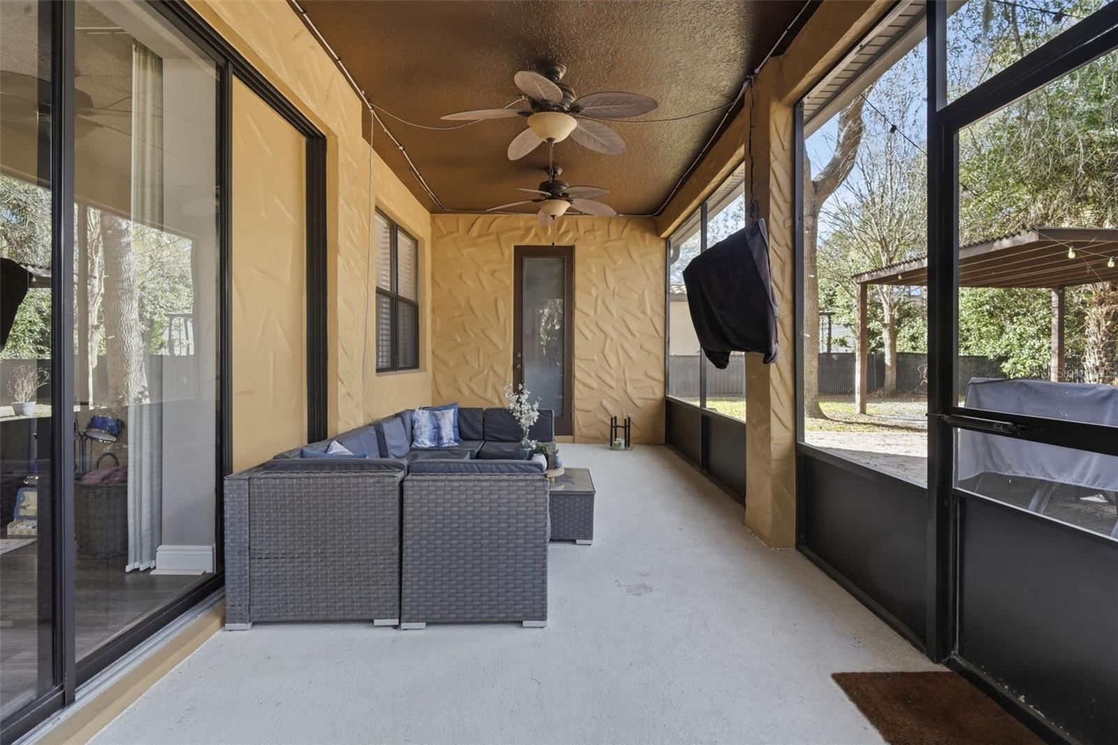 Image 42 of 59 For 119 Elissar Drive