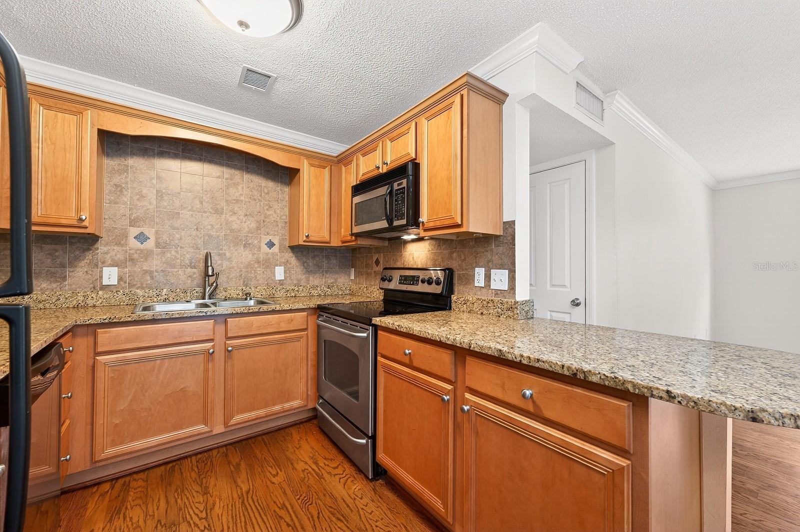 Image 11 of 21 For 4878 Conway Road 89