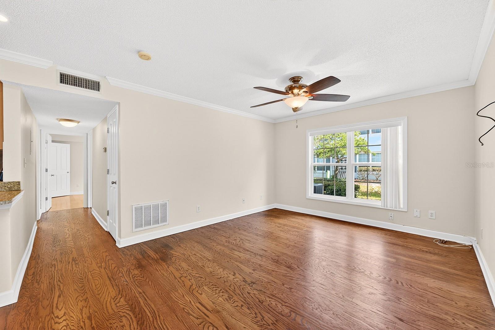 Image 6 of 21 For 4878 Conway Road 89