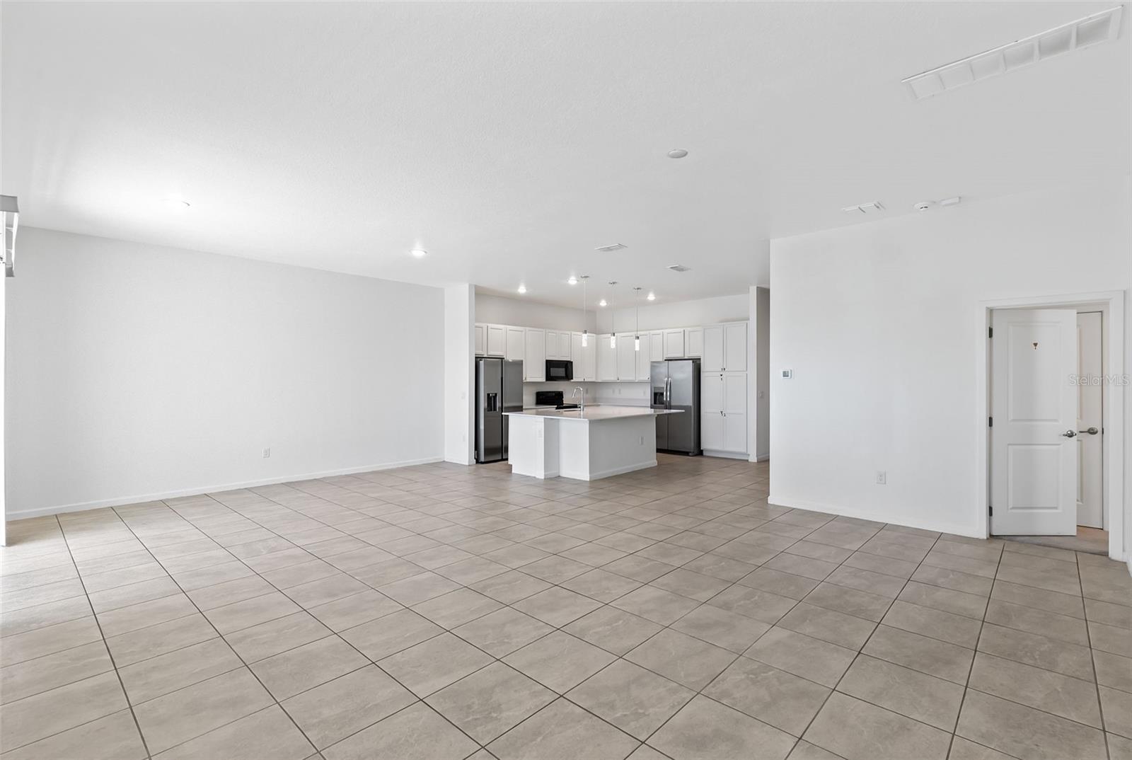 Image 14 of 52 For 4496 Monado Drive