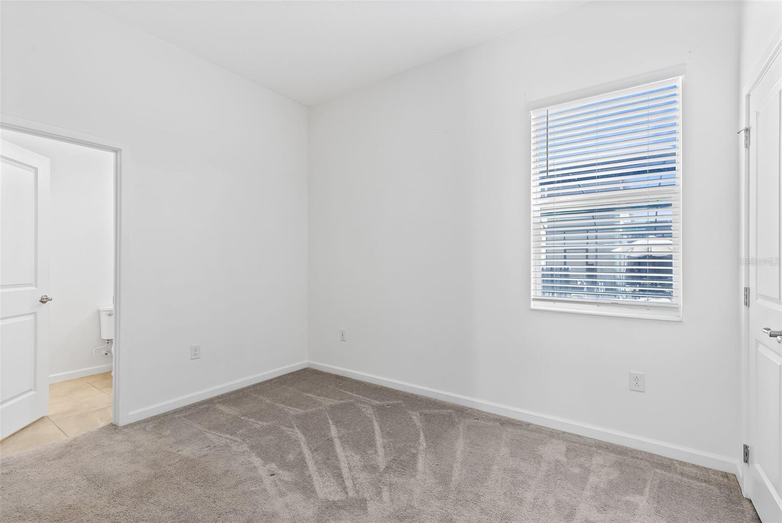 Image 23 of 52 For 4496 Monado Drive