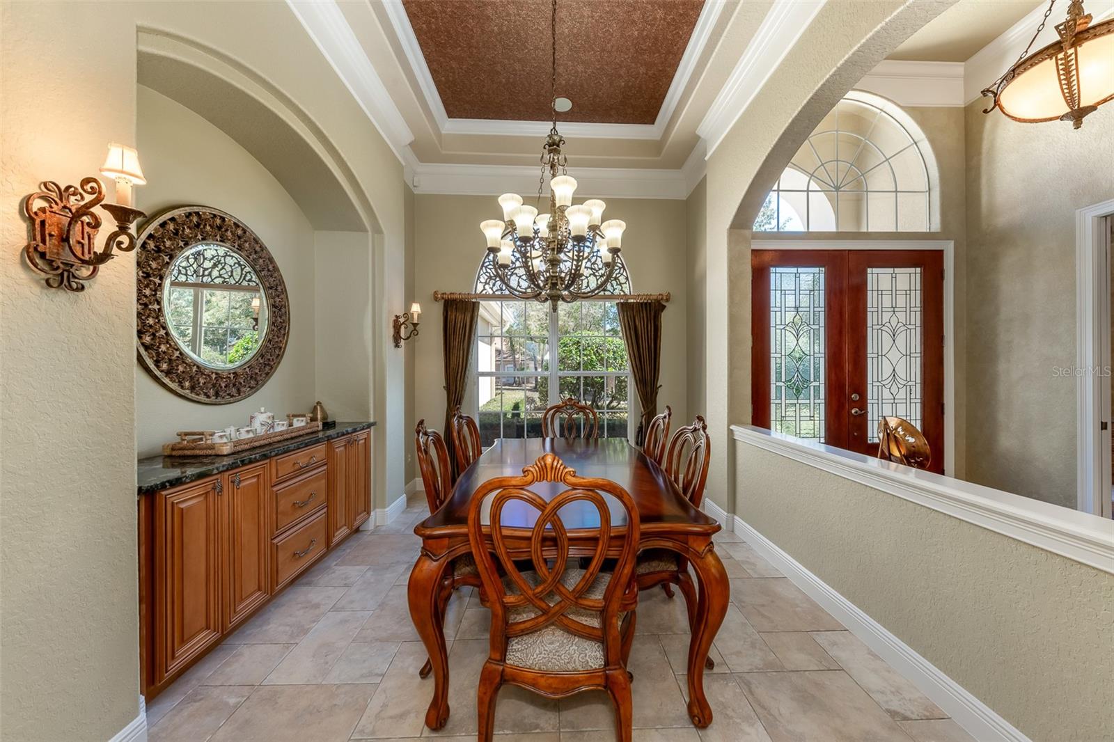 Listing photo id 11 for 5436 Maple Ridge Court