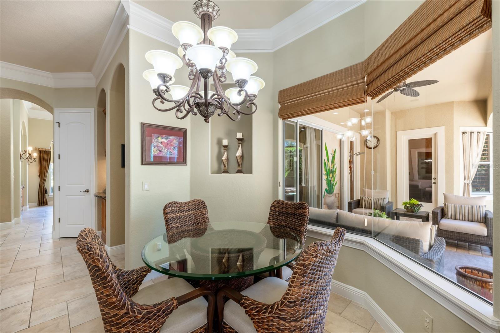 Listing photo id 21 for 5436 Maple Ridge Court