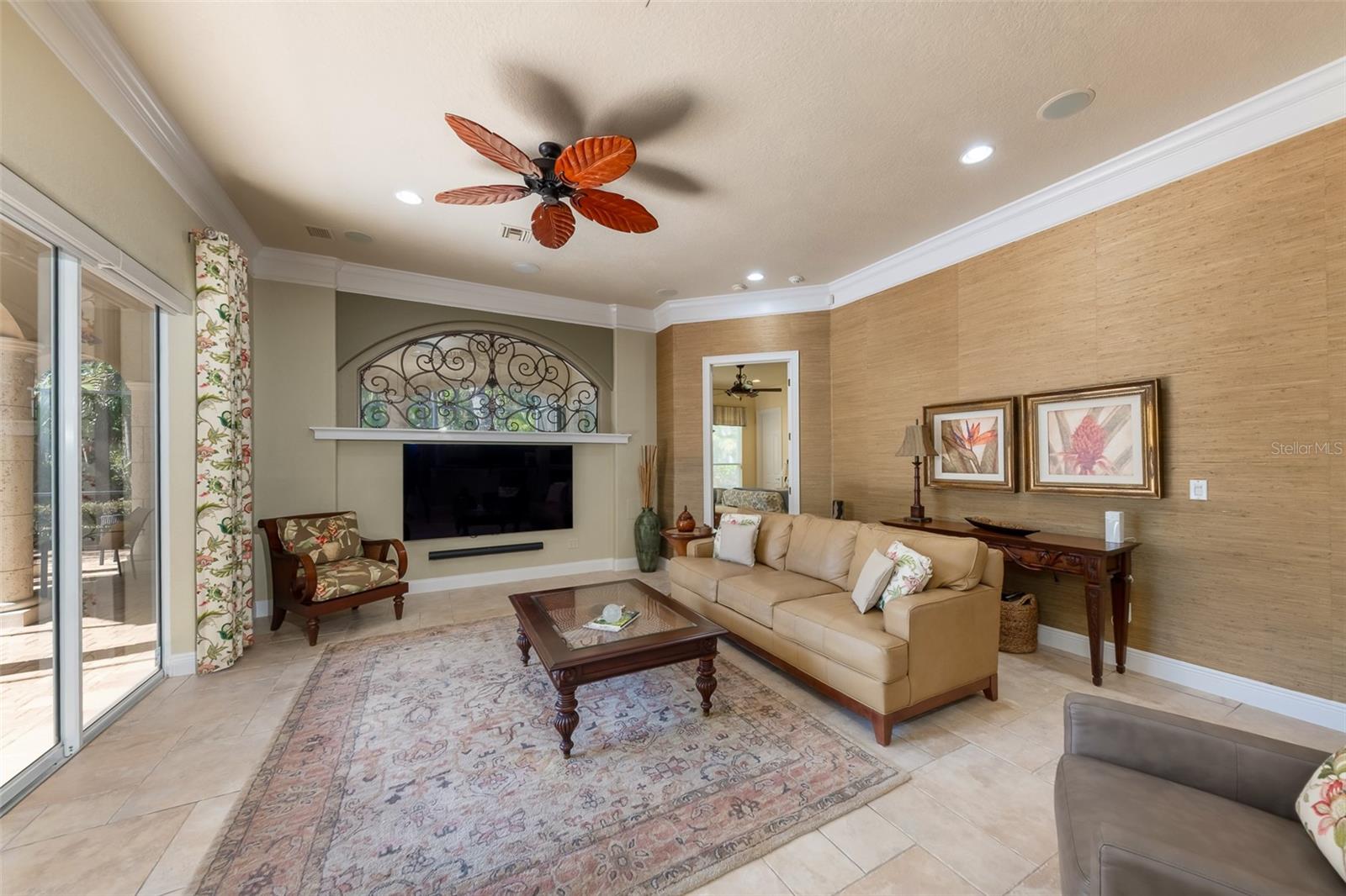 Listing photo id 22 for 5436 Maple Ridge Court