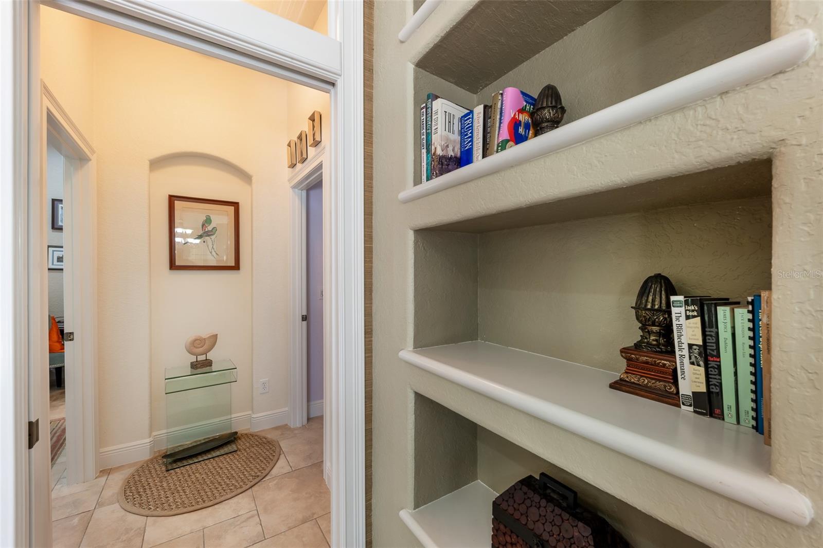 Listing photo id 24 for 5436 Maple Ridge Court