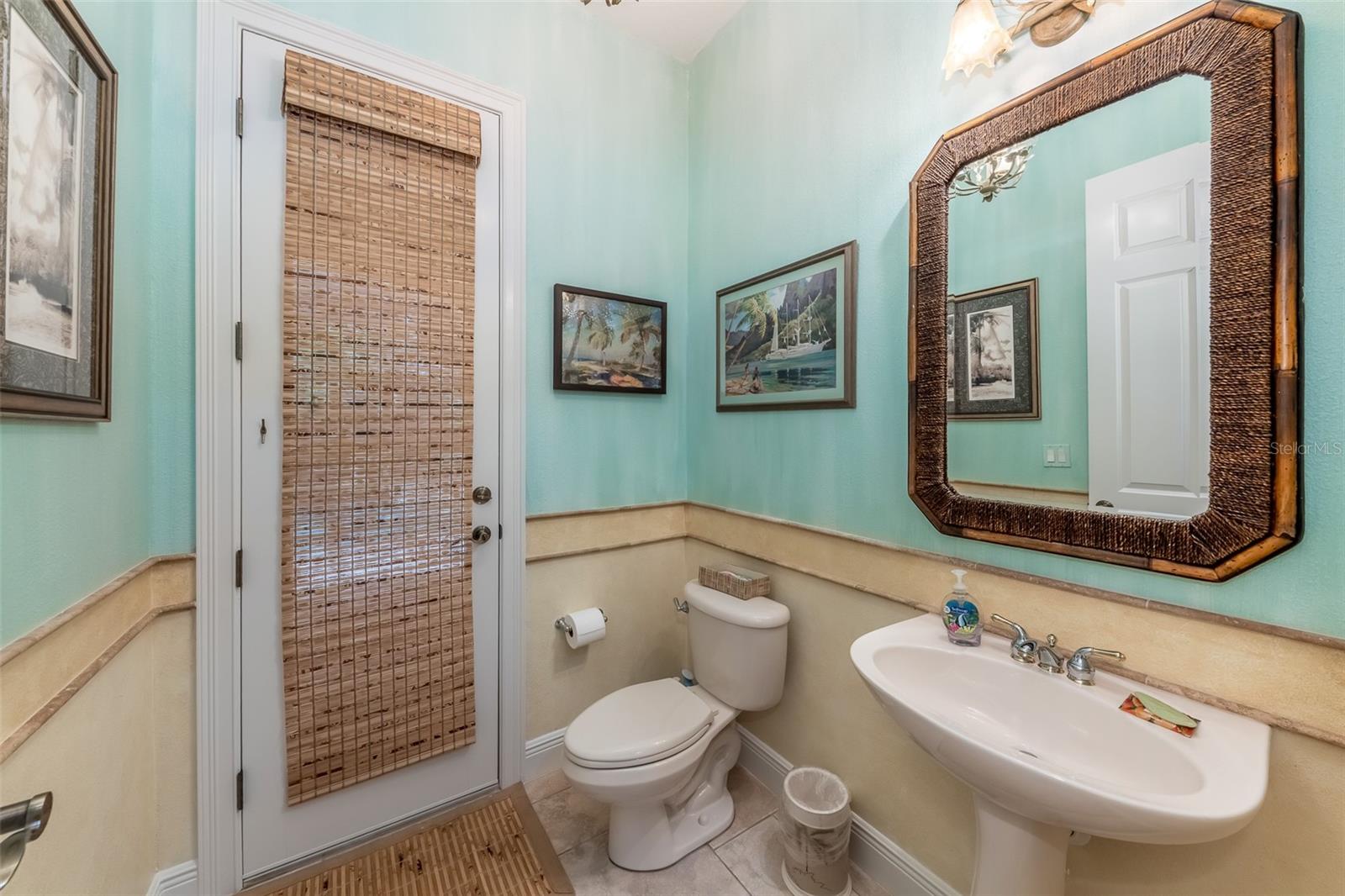 Listing photo id 30 for 5436 Maple Ridge Court