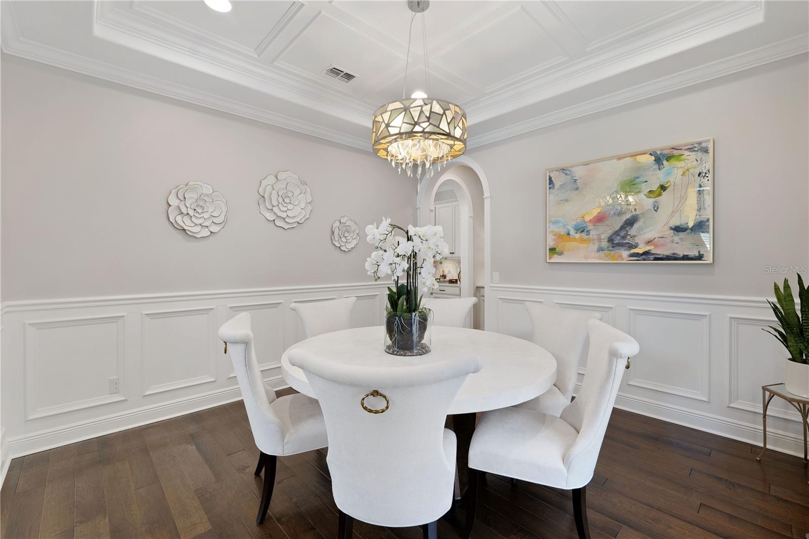 Image 17 of 58 For 16826 Broadwater Avenue