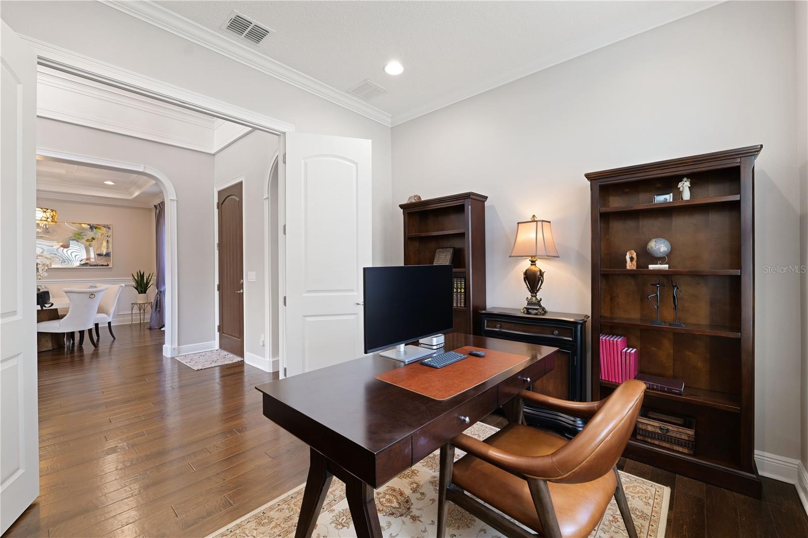 Image 18 of 58 For 16826 Broadwater Avenue