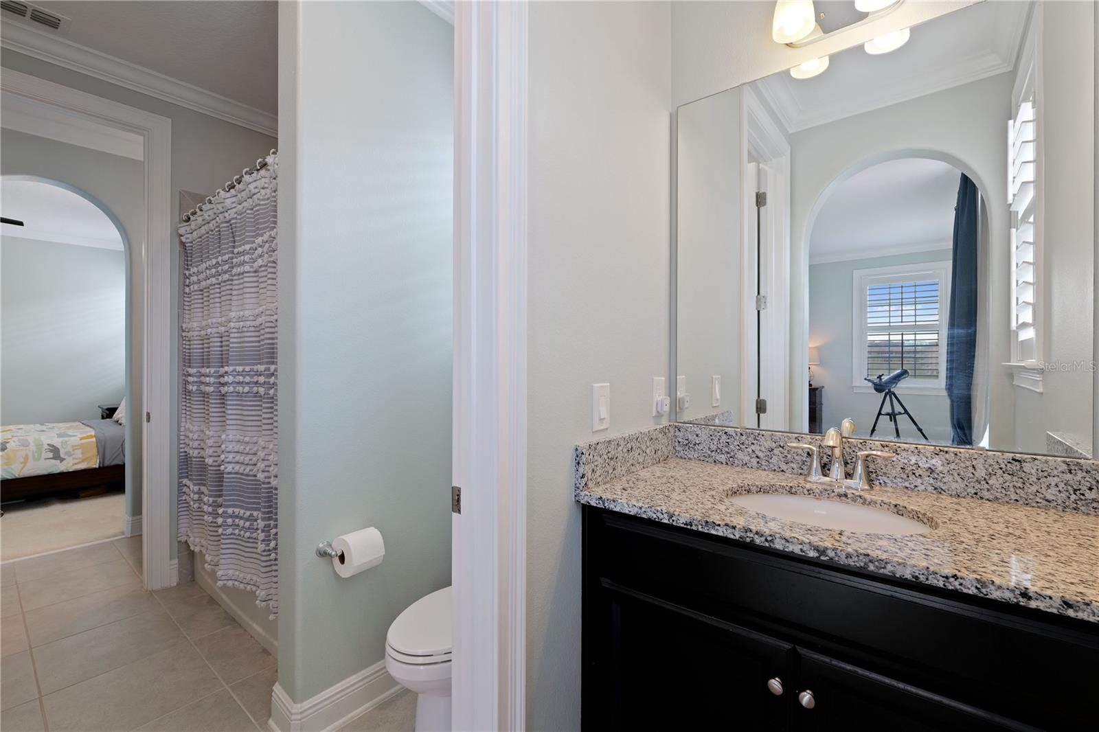 Image 33 of 58 For 16826 Broadwater Avenue