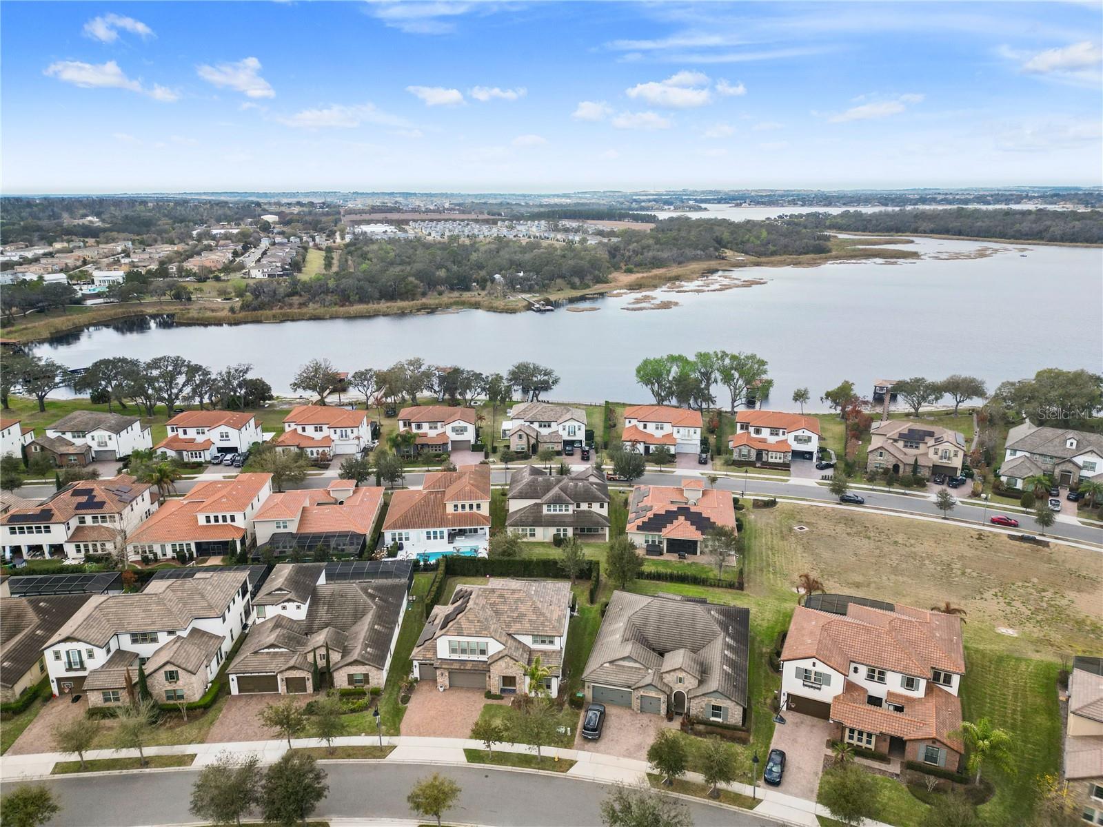 Image 6 of 58 For 16826 Broadwater Avenue