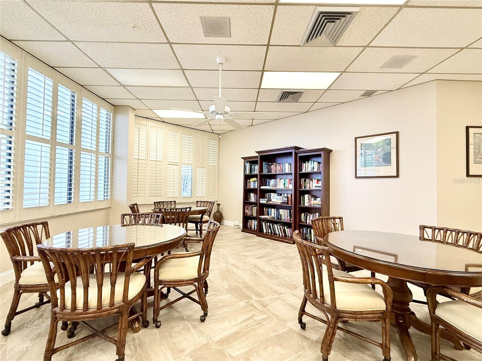 Image 33 of 54 For 3047 Atlantic Avenue 305