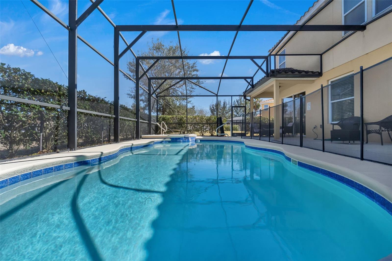 Image 41 of 45 For 4127 Oaktree Drive