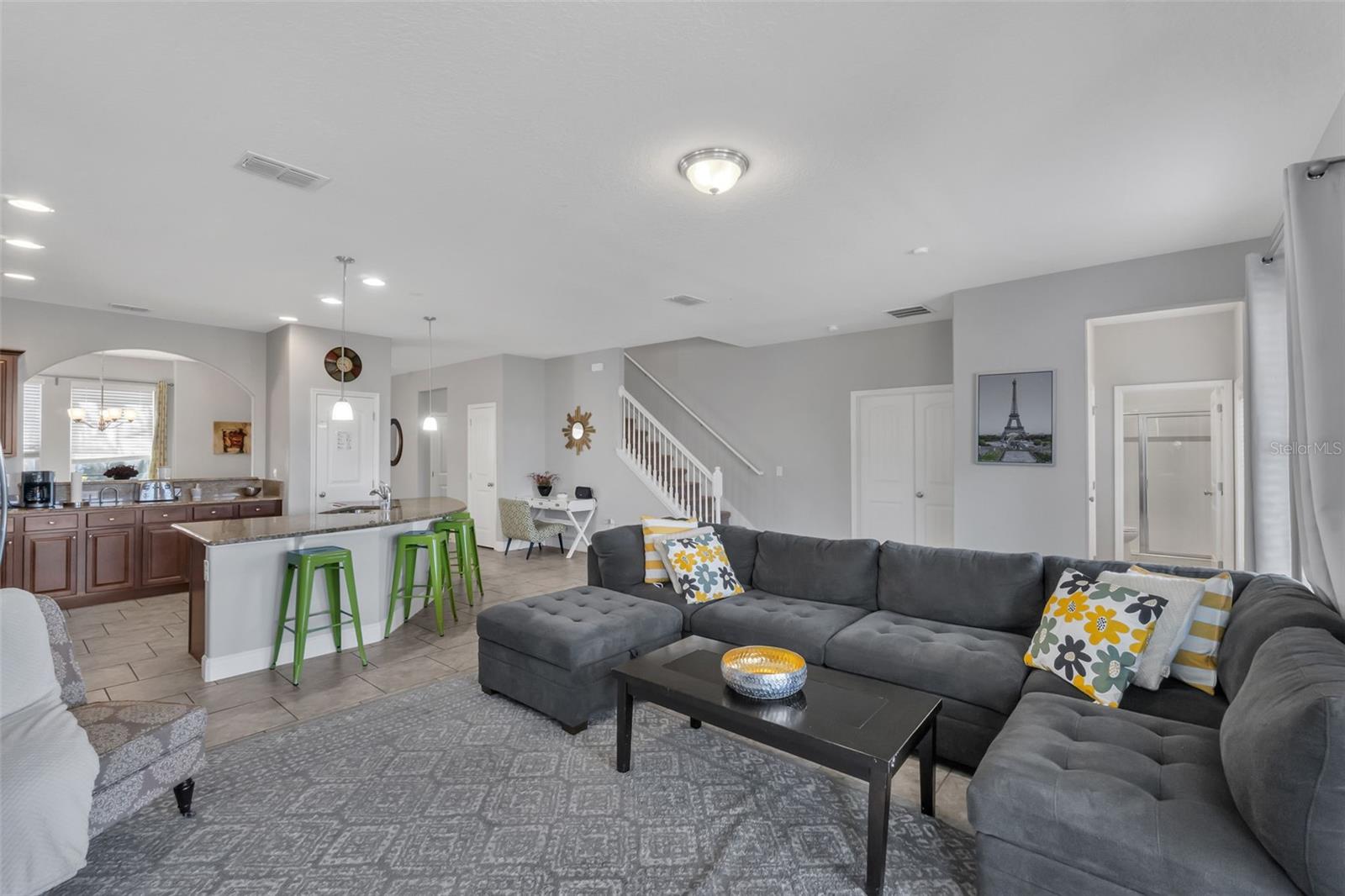 Image 7 of 45 For 4127 Oaktree Drive