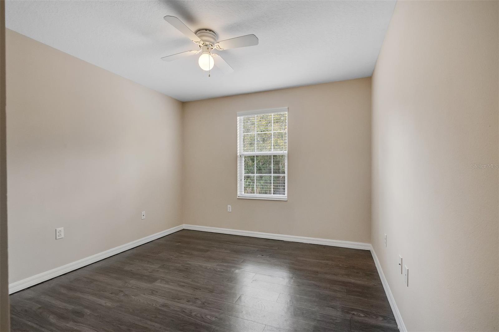 Image 16 of 35 For 268 Maybeck Court