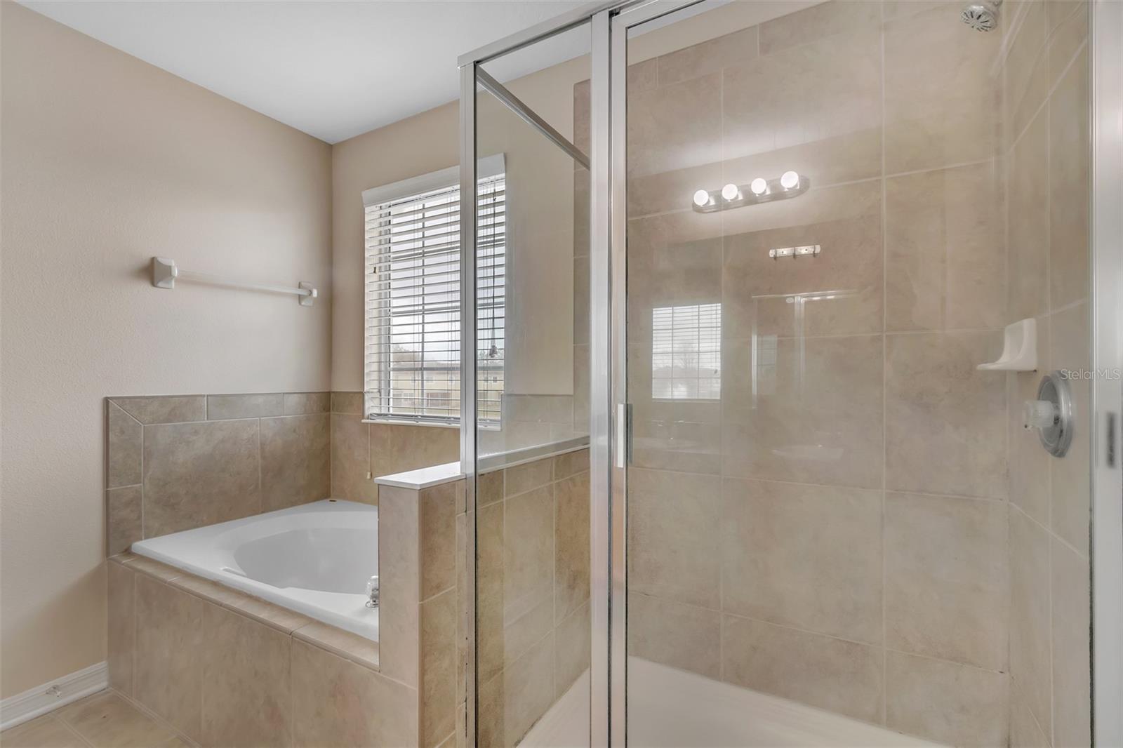 Image 23 of 35 For 268 Maybeck Court