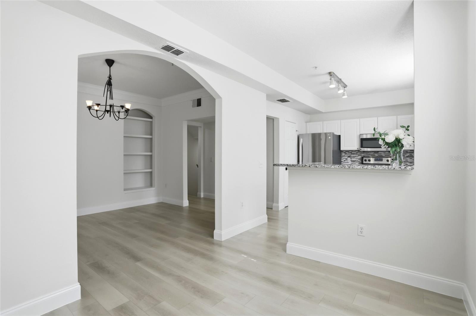 Image 13 of 40 For 310 Grand Bay Lane