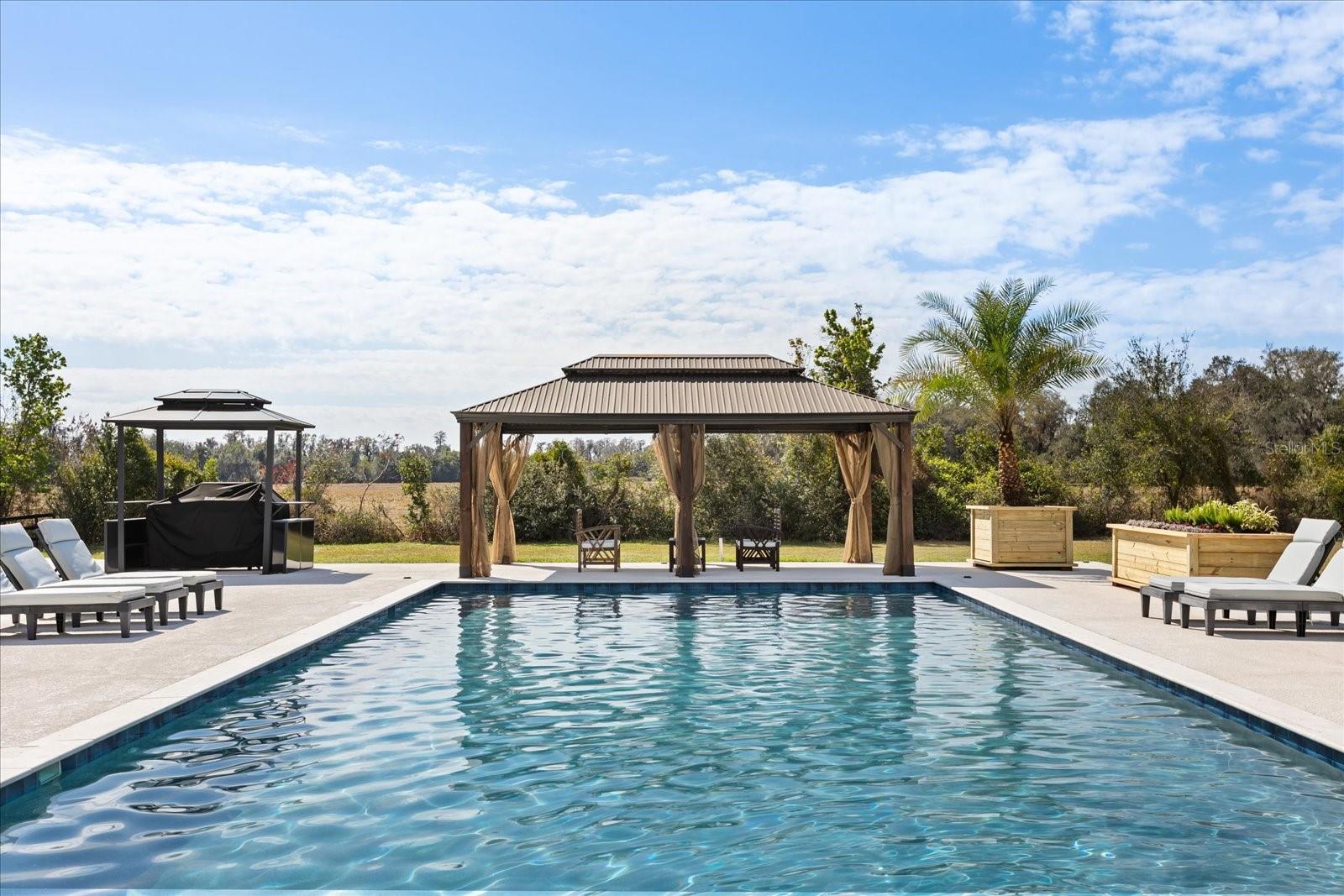 Image 15 of 73 For 4510 Packard Avenue