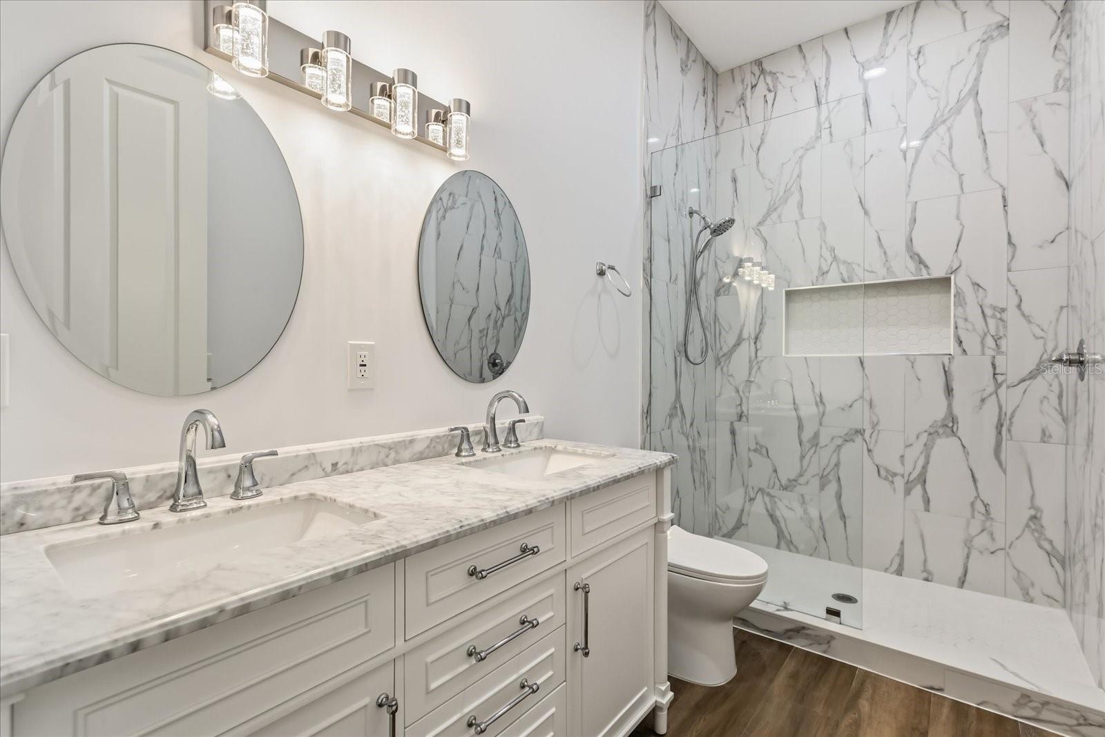 Image 47 of 73 For 4510 Packard Avenue