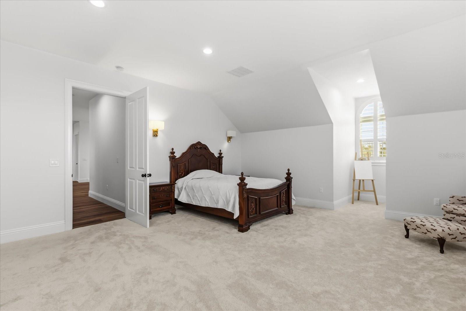 Image 50 of 73 For 4510 Packard Avenue