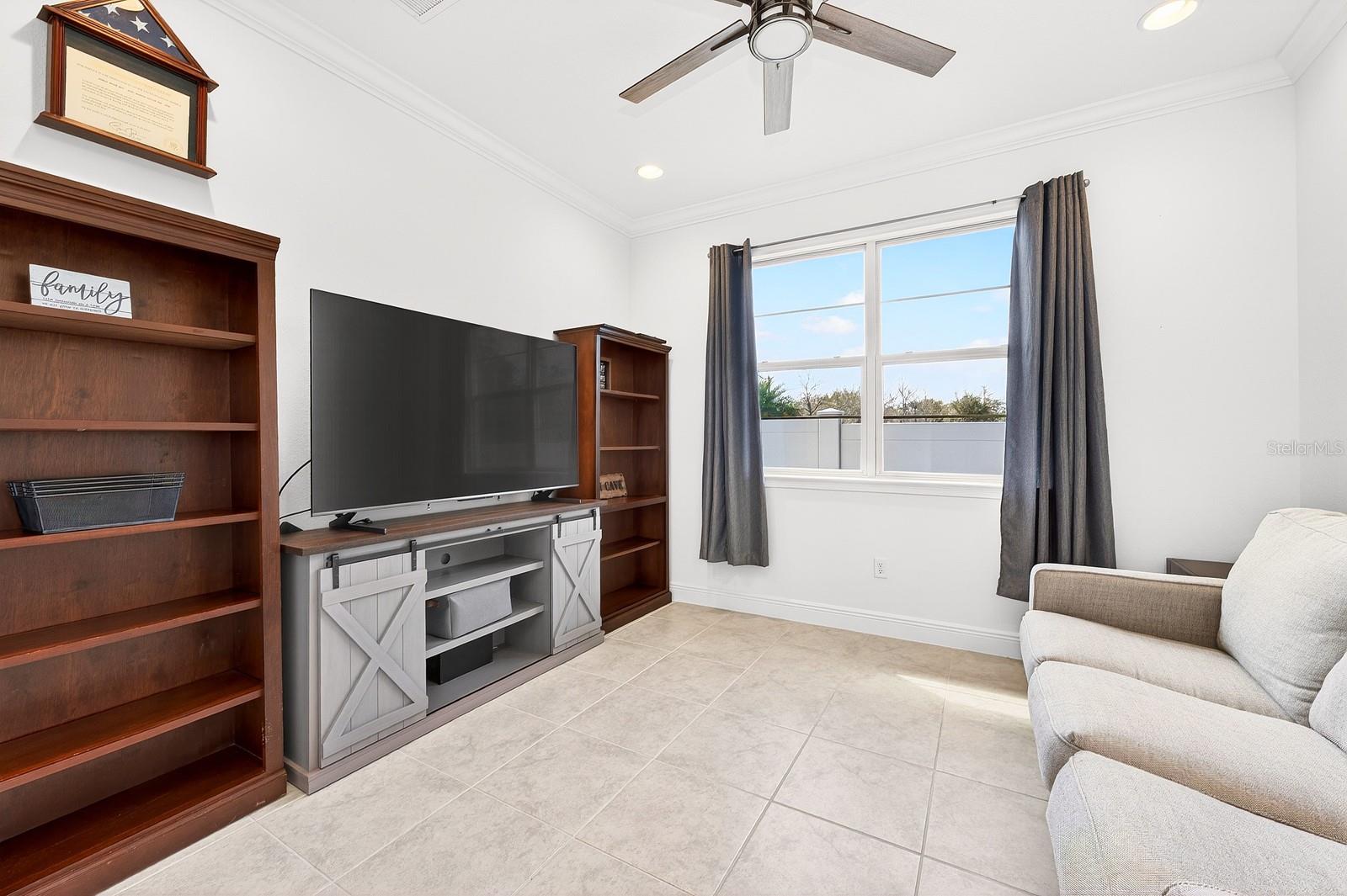 Image 18 of 49 For 7651 Five Oaks Drive