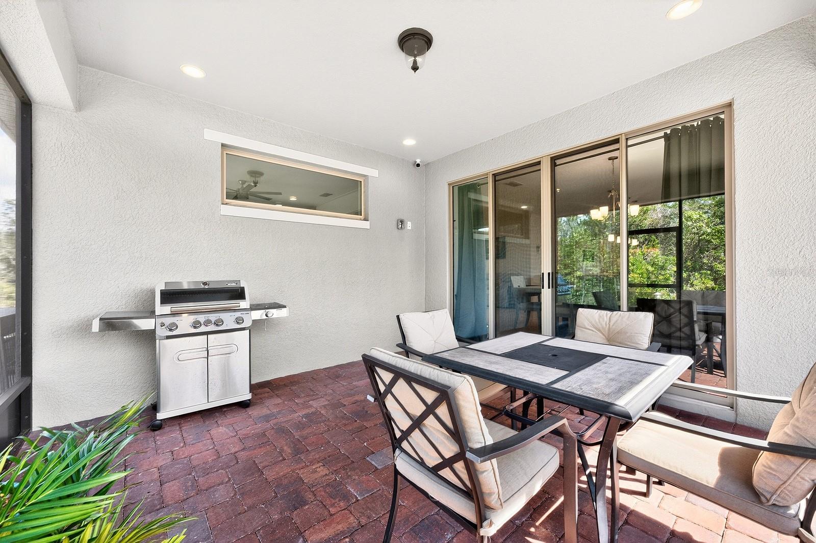 Image 20 of 49 For 7651 Five Oaks Drive