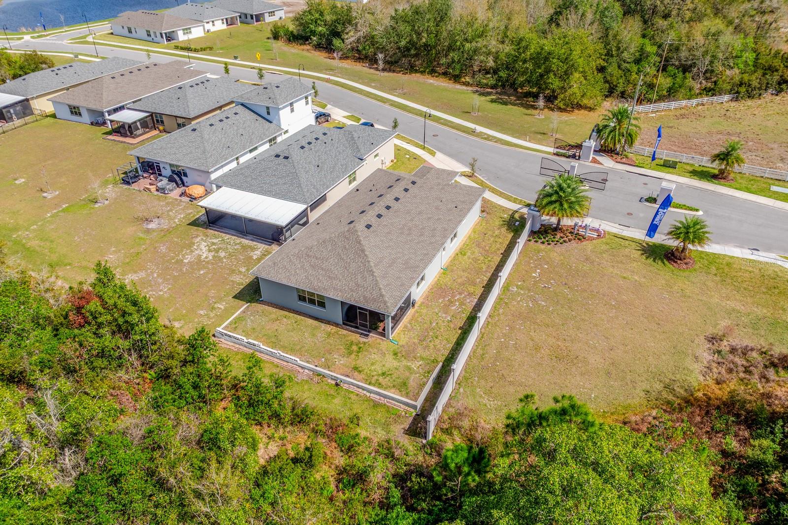 Image 25 of 49 For 7651 Five Oaks Drive