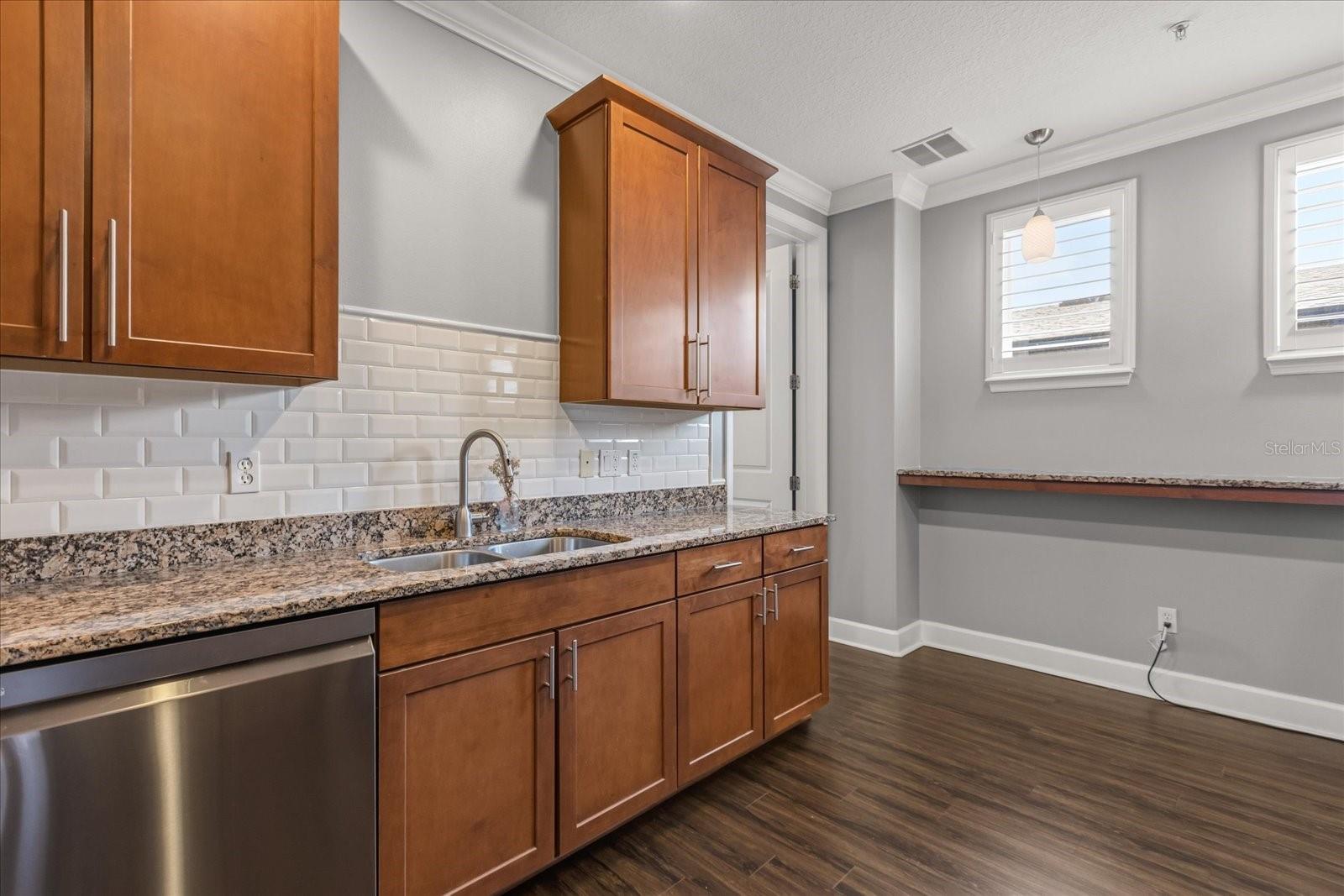 Image 19 of 39 For 2419 Kilgore Street