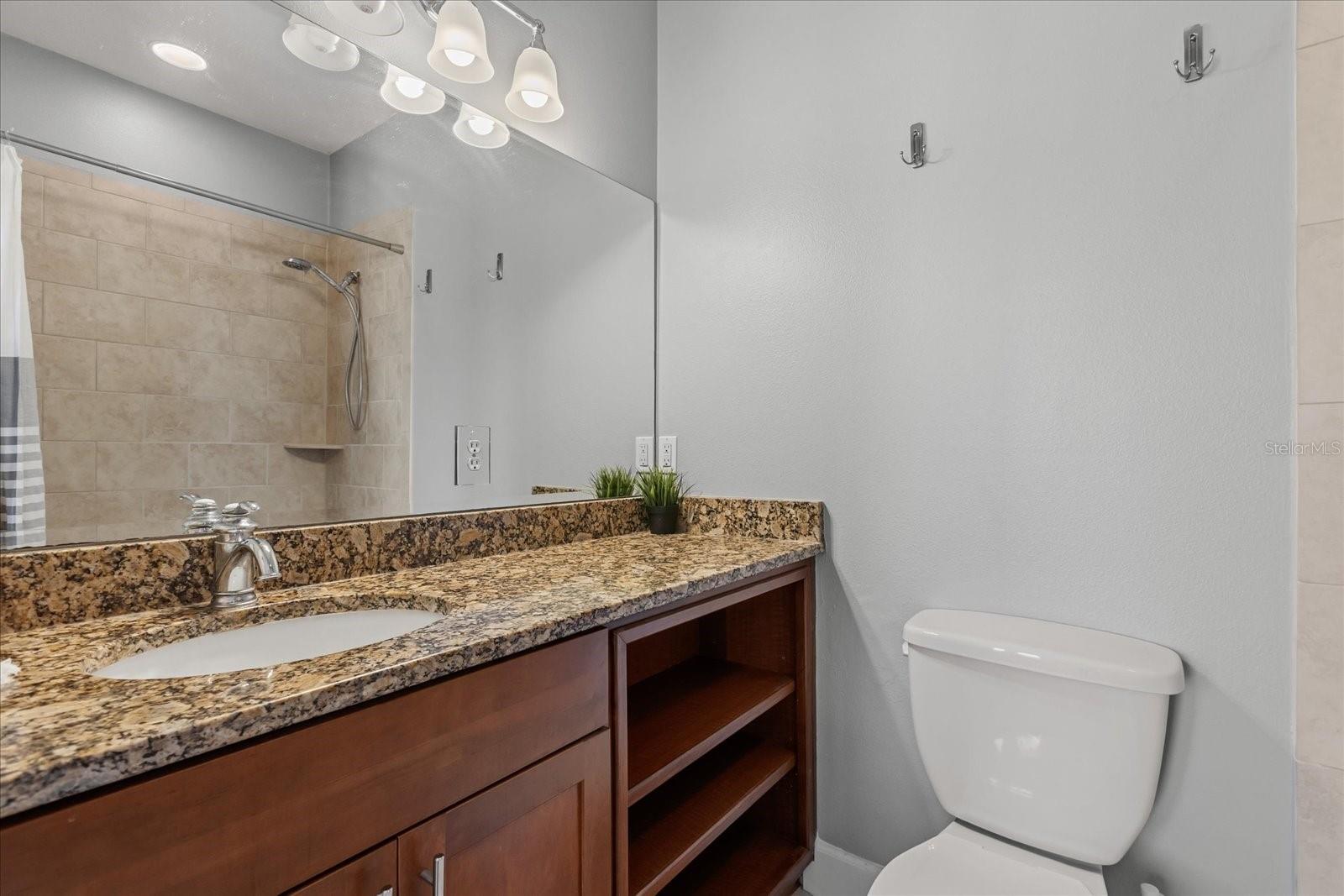 Image 23 of 39 For 2419 Kilgore Street