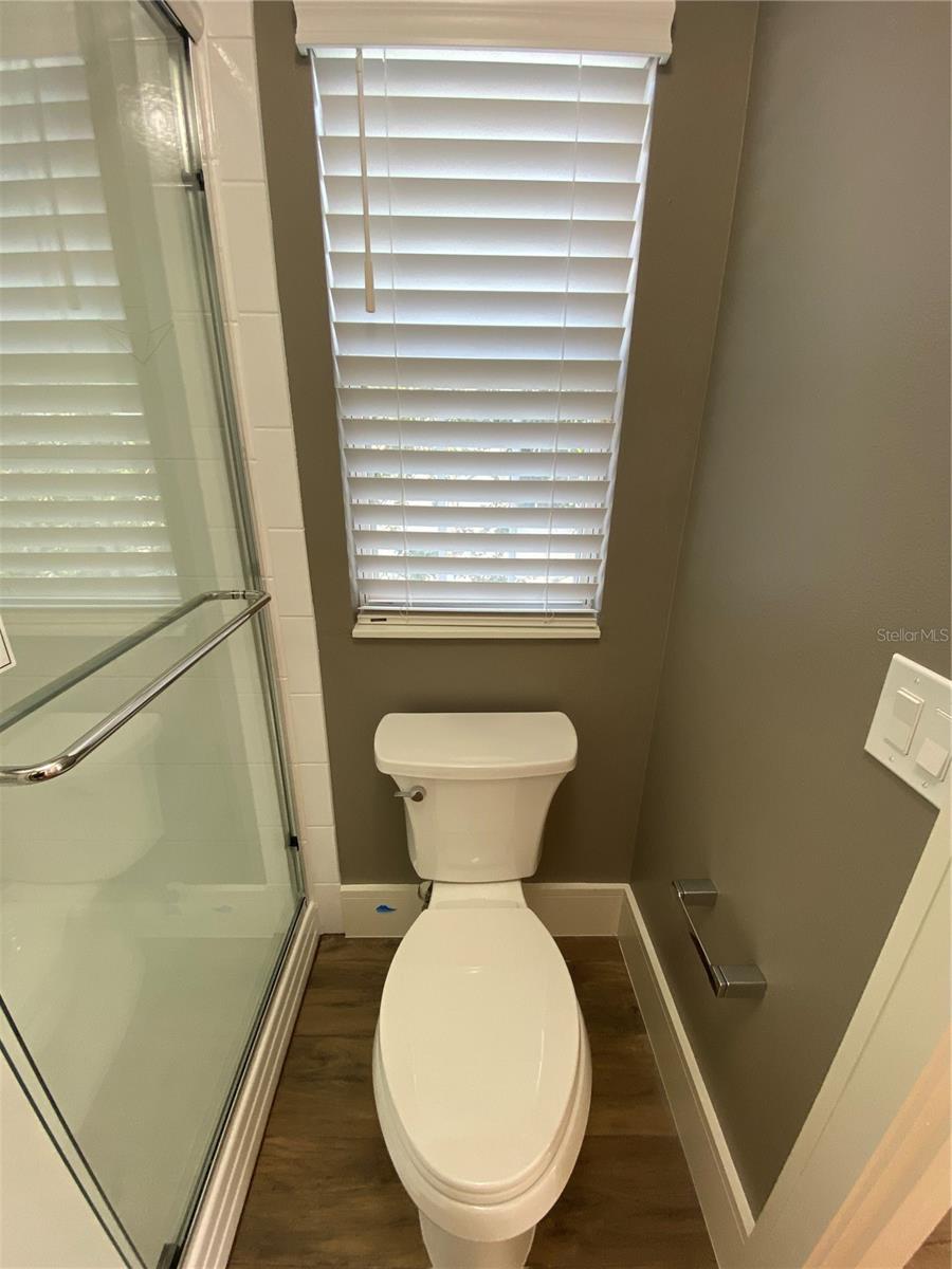 Image 15 of 21 For 2856 Kemper Avenue