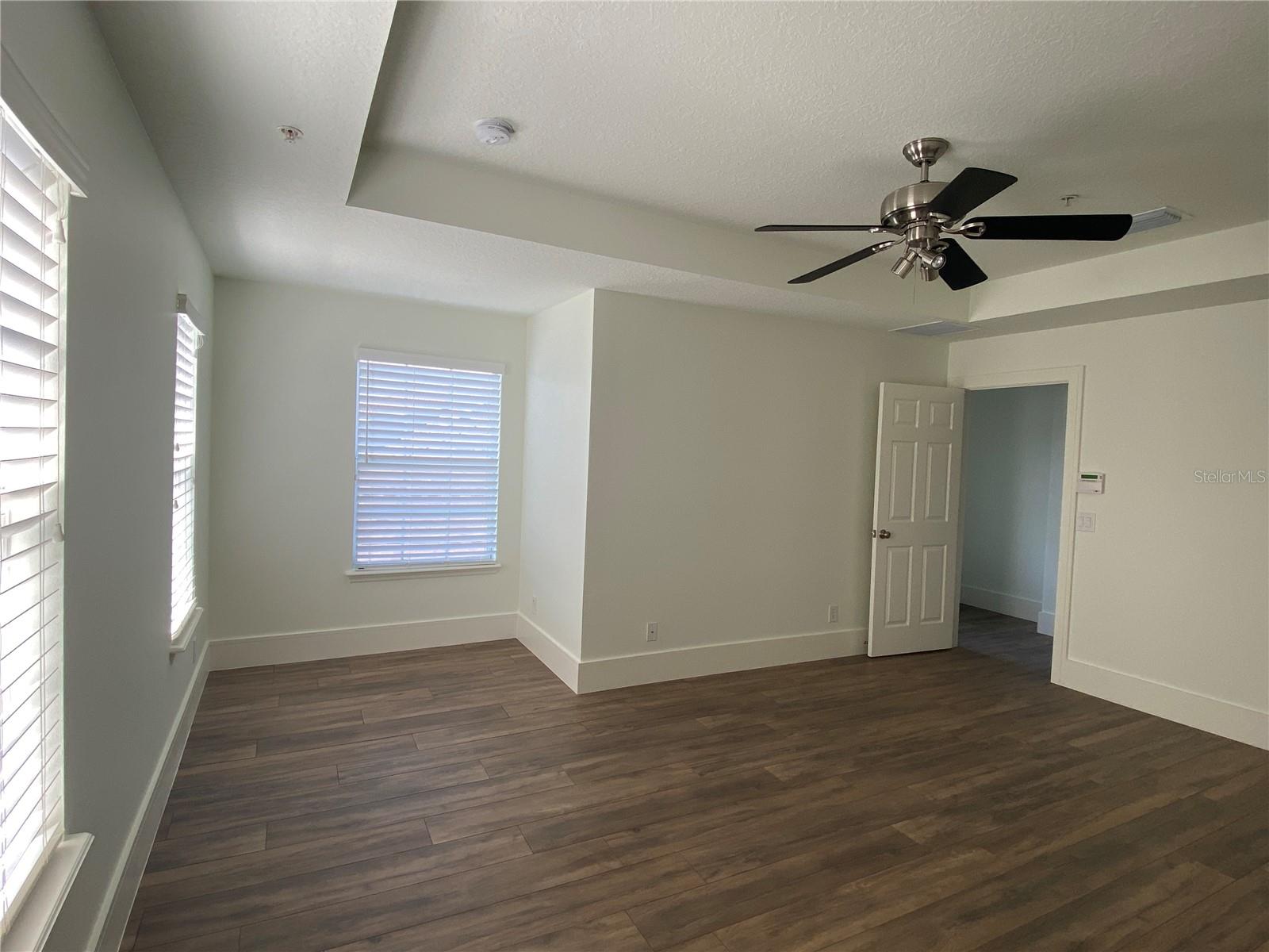 Image 17 of 21 For 2856 Kemper Avenue