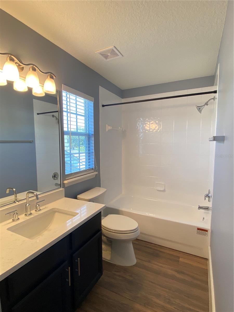 Image 19 of 21 For 2856 Kemper Avenue