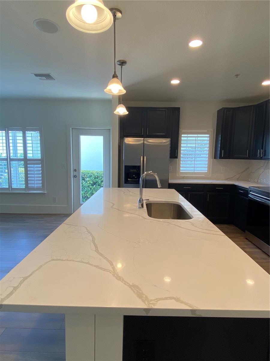 Image 7 of 21 For 2856 Kemper Avenue