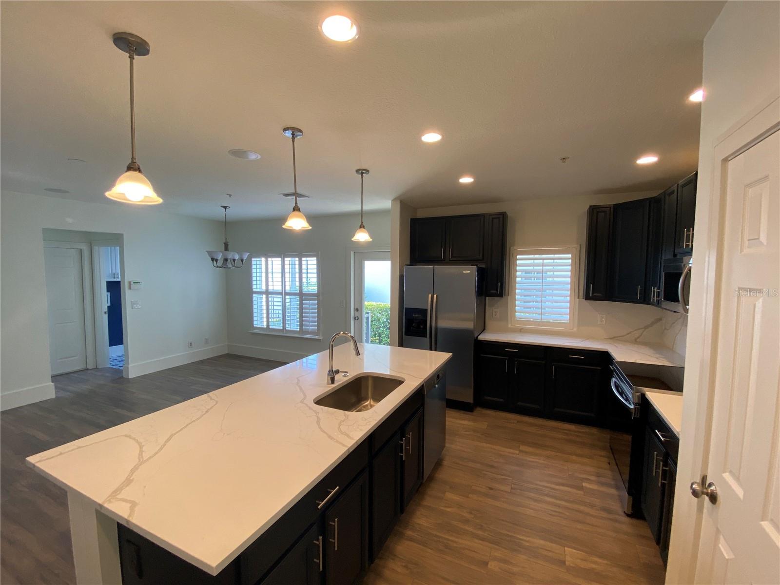 Image 8 of 21 For 2856 Kemper Avenue