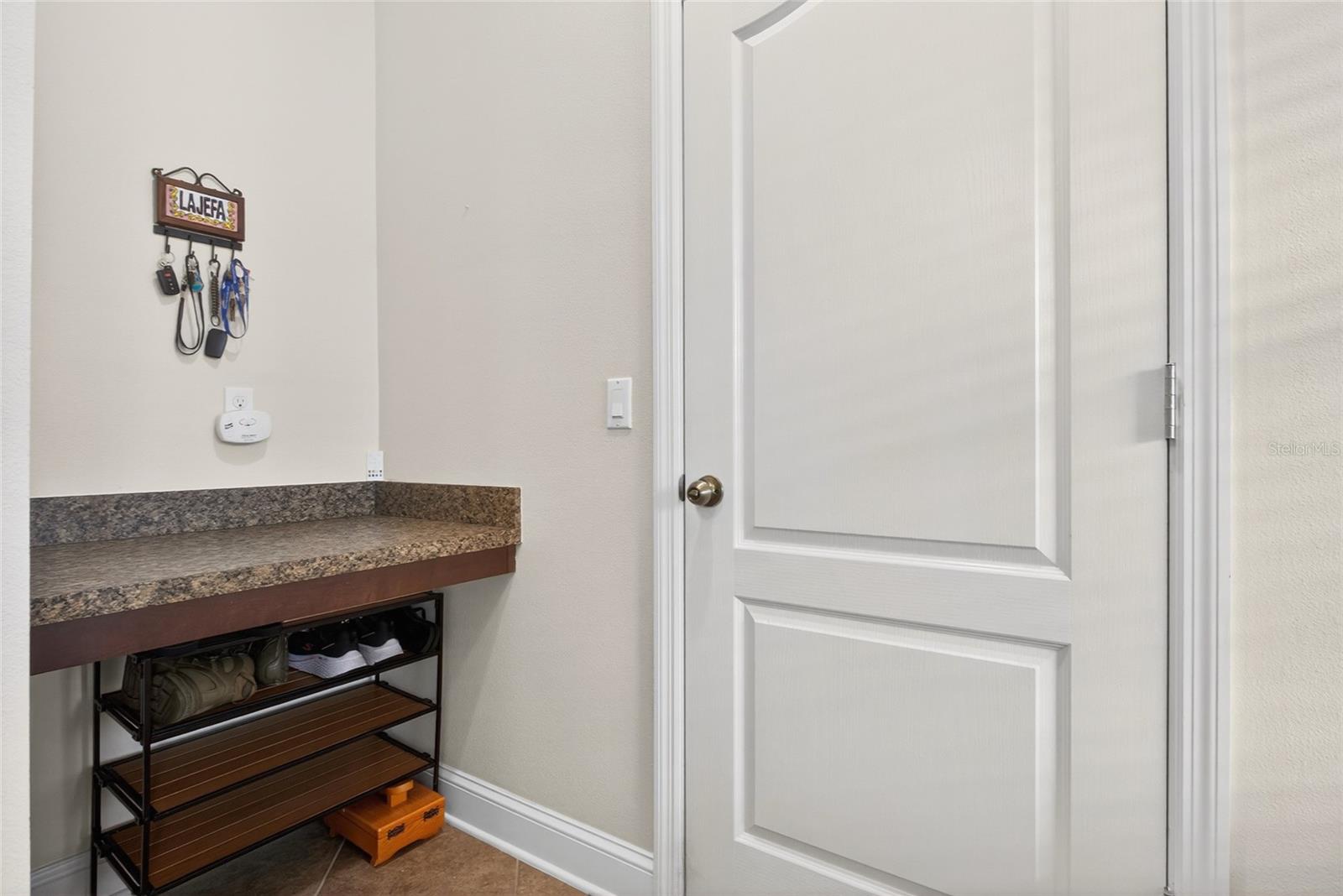 Image 22 of 42 For 10145 Armando Circle