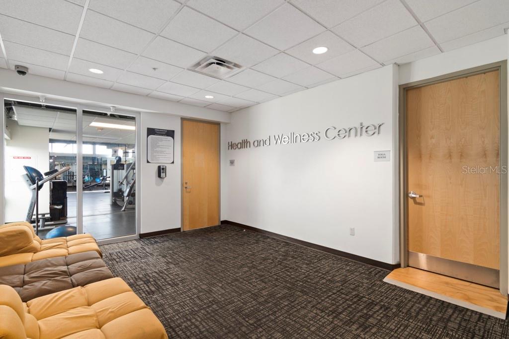 Image 25 of 32 For 150 Robinson Street 2203