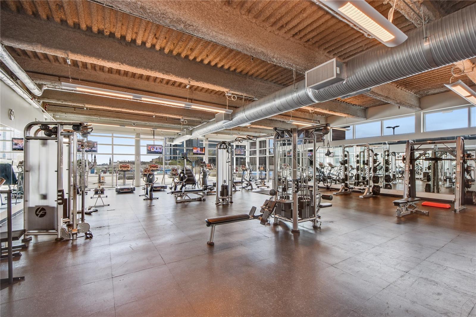 Image 27 of 32 For 150 Robinson Street 2203